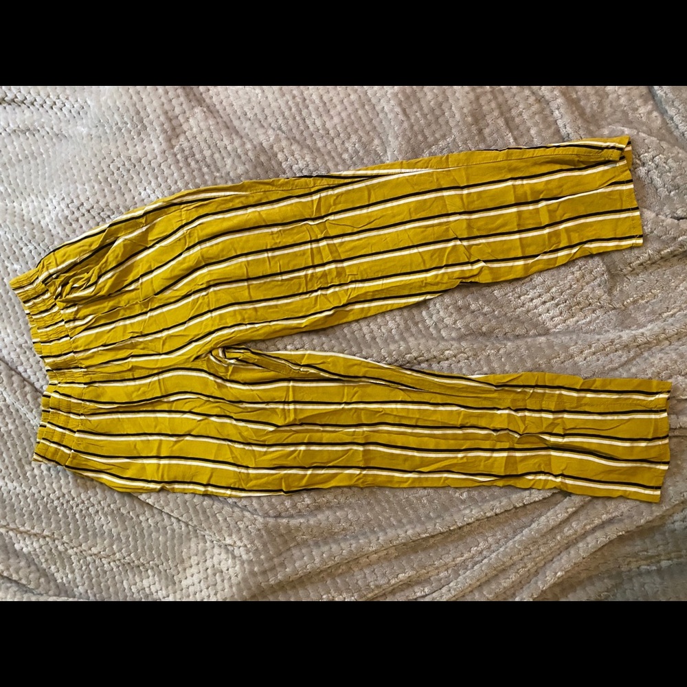 Yellow pants